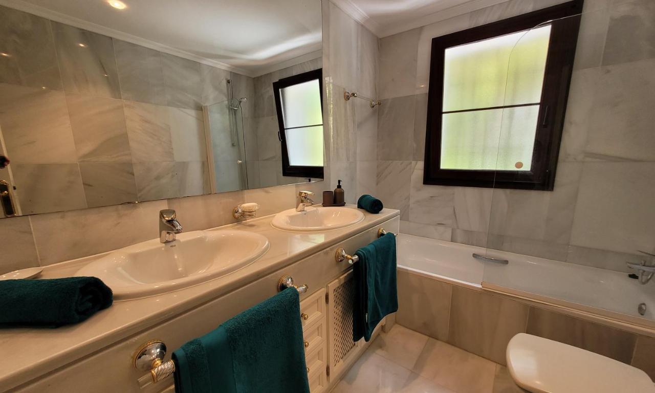 Beach And Golf Resort La Perla Miguel Adults Only Marbella Eksteriør bilde